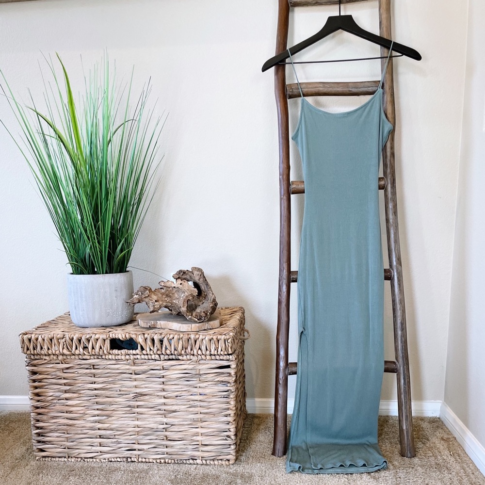 Fitted Green Spaghetti Strap Slit Dress